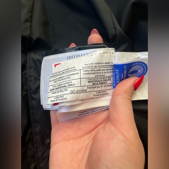 Canada Goose Shelburne Parka - Picture 6 of 15